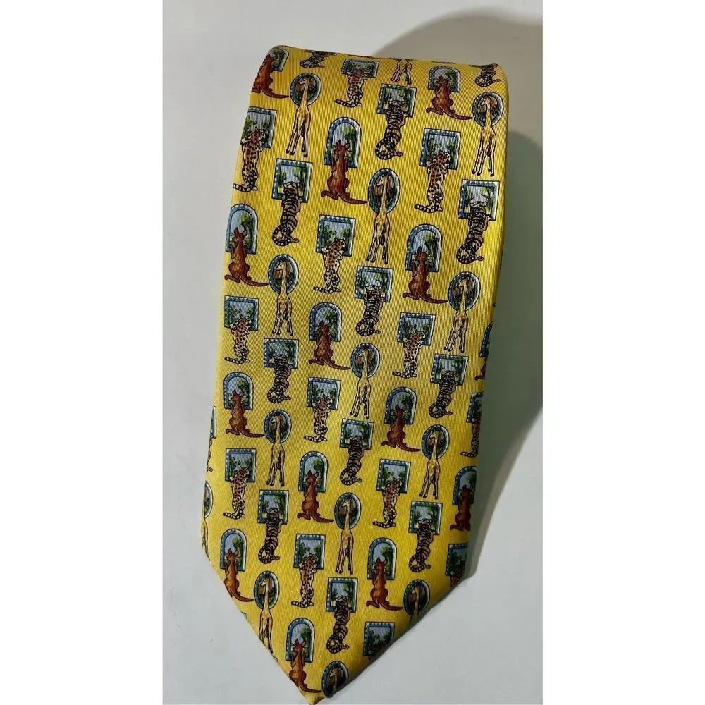 Salvatore Ferragamo tie